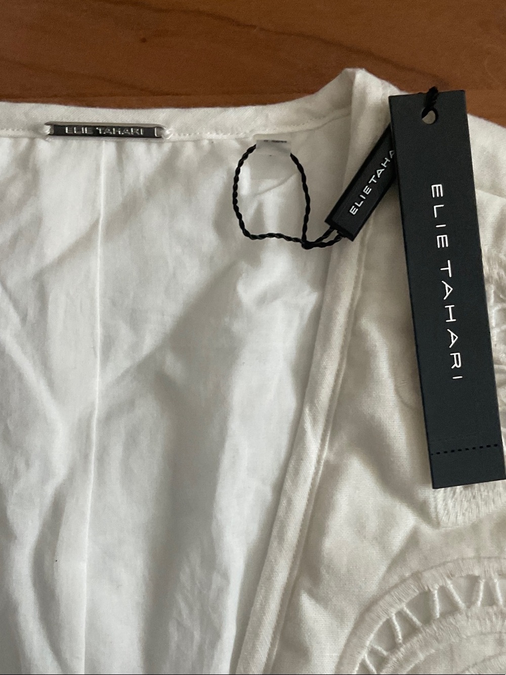 Elie Tahari White Embroidered Tie-Front Vest-Small-NWT - Picture 5 of 10
